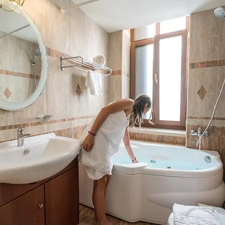 Hamam Oriental Hotel 2*